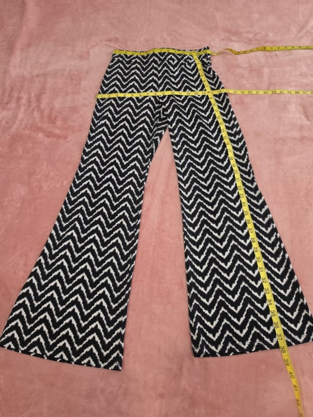 BCX Women’s S Black White Chevron Pull-On Flared Stretch Knit Pants - Picture 3 of 5
